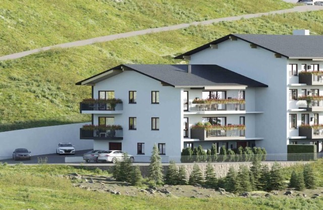 Superior & Infinity Pool by Interhome