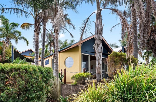 Sails One - Inverloch