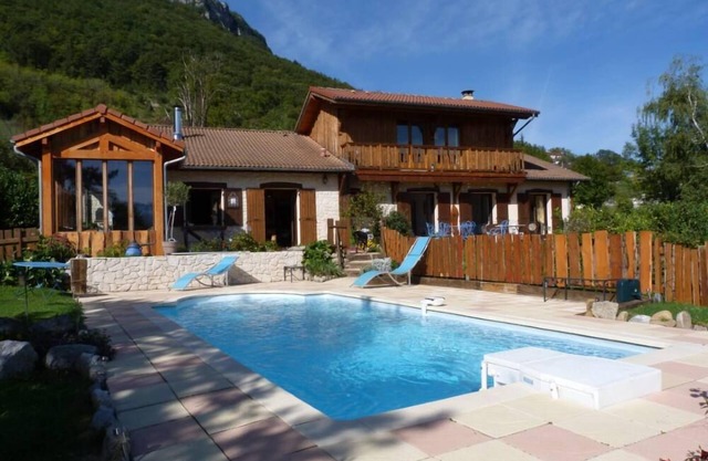 Saint Vincent De Mercuze: House/Villa - Saint vincentde mercuze
