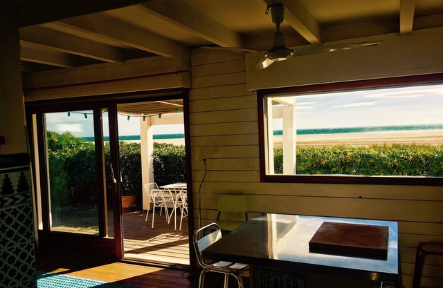 Saint Pierre La Mer: House /Villa - SAINT PIERRE LA MER