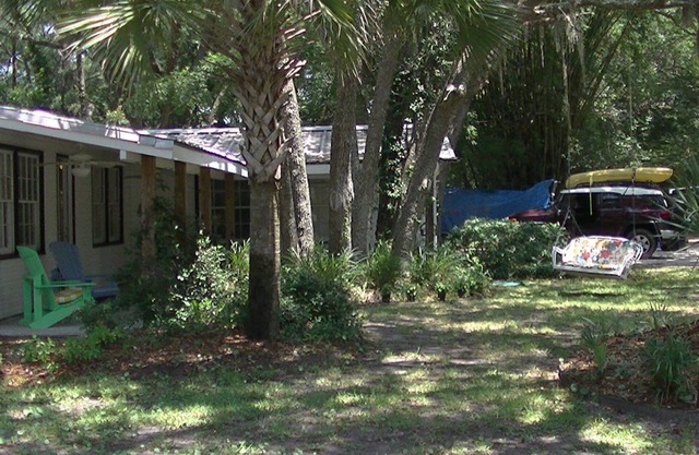 Saint Simons Island Low Country Cottage, Pets Welcome!