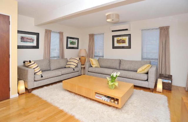 Salisbury Apartment - Christchurch Holiday Homes
