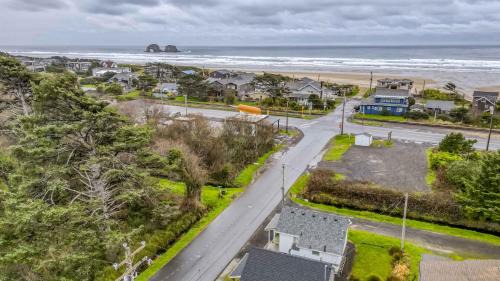 Saltair Creek Cottage - Meredith Lodging