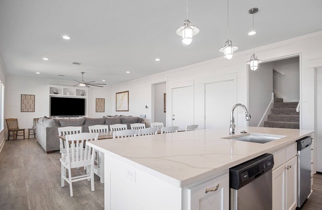Saltwater Gospel - 9/7 with Private Pool