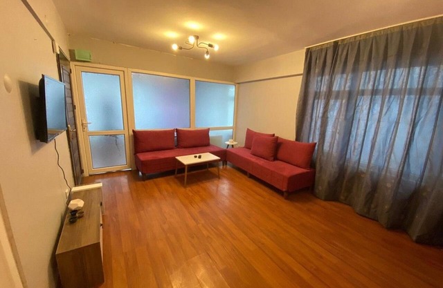 sam apartments is 10 min away from taksim square,1min to the sea, tramvay ,metro