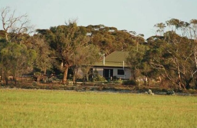 Sandalmere Rural Cottage
