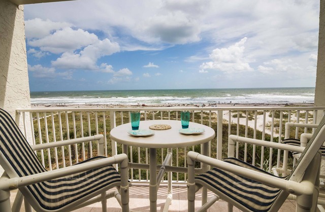 SANDCASTLES DIRECT OCEANFRONT CONDO-FALL, WINTER, FEBRUARY, MARCH 2026 AVAILABLE