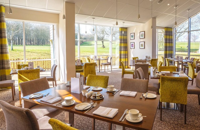 Sandford Springs Hotel & Golf Club