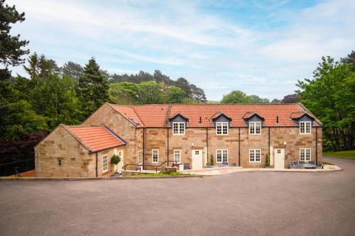 Sandsend Retreats at Saltmoore