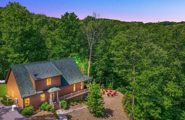 Sandstone Valley Estate | Hocking Hills