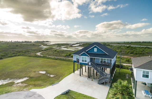Sandy Hook | A Bayview Getaway