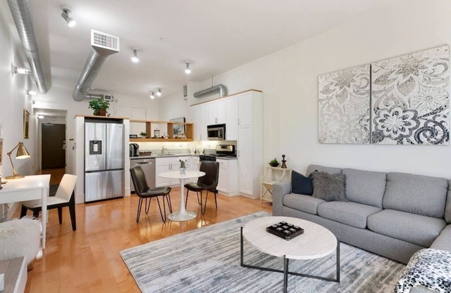 Santana Row Properties #4 - Silicon Valley Getaway