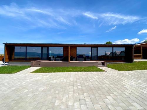 Santhias Apartments