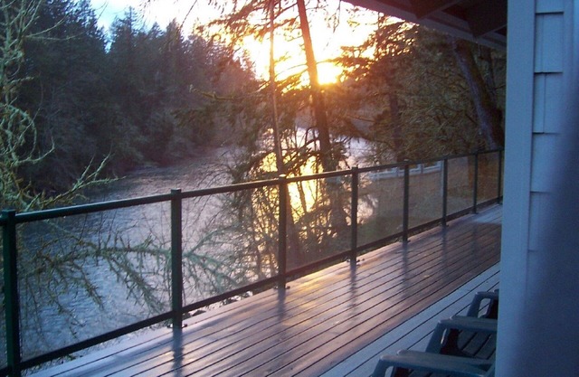 "Santiam RiverHaus-Waterfront Home near Salem. “Magic” We Will Be Back!