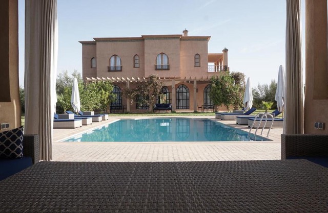 Saphir Paon - Luxury Villa in the middle of a farm