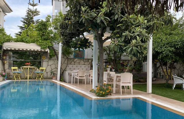 Sarı Köşk Butik Hotel