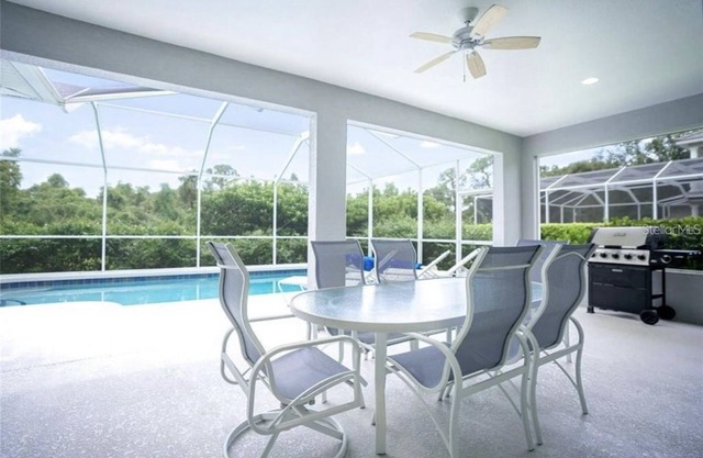 Sarasota Executive Home - Heated Pool & Screened Lanai