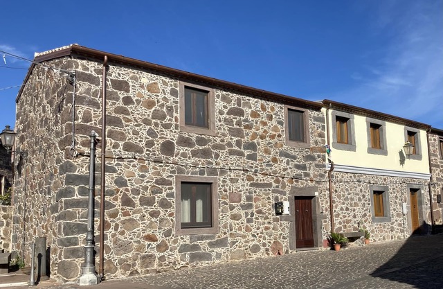 Sardinian typical house in the historic center of Pauliatino (OR), just steps away from the SS131