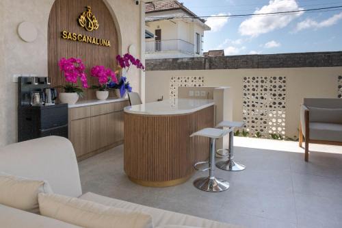 Sascanaluna Padma Bali