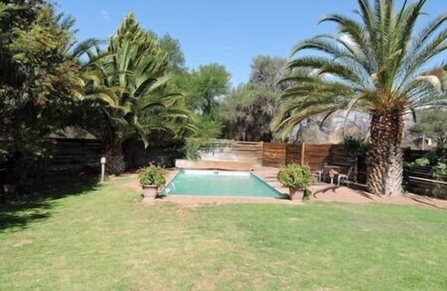 Savanna Guest Farm