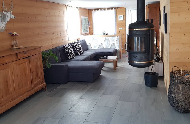 Savoie, 2 rooms for stopover + parking.