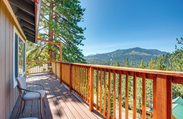 Scenic Home w/Sauna - 7 Mi to Heavenly Mountain!