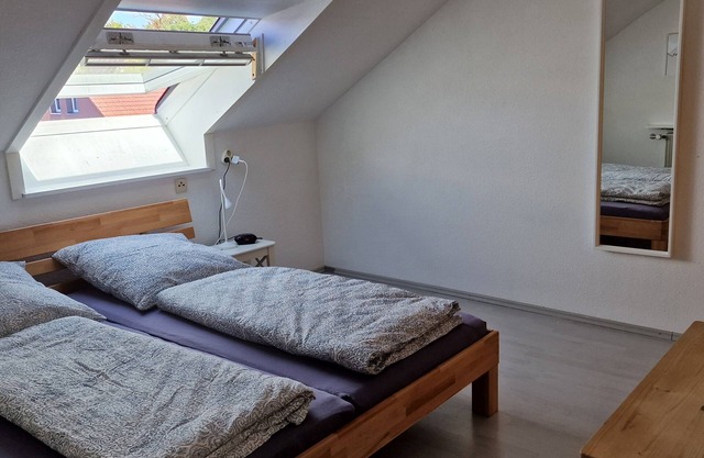 Schöne 3 Zimmer Wohnung mit Klimaanlage, Zentral und Naturnah