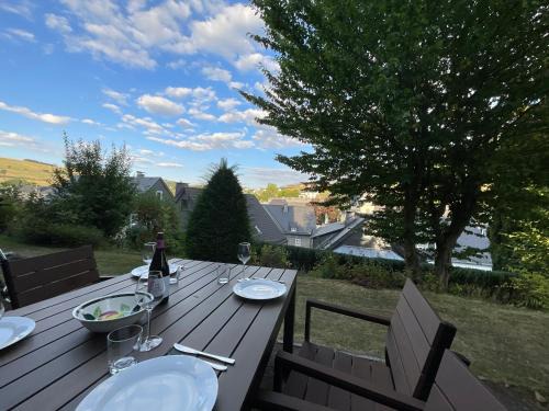 Schöne Aussicht Sauerland by Kölbel Familienurlaub mit Hund