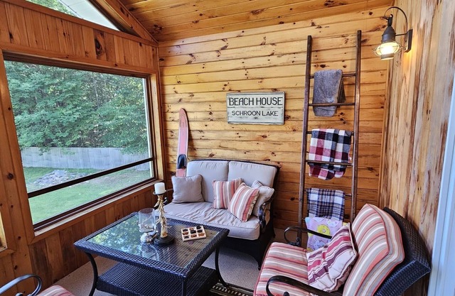 Schroon Lake Waterfront - Hot Tub - Sleeps 19