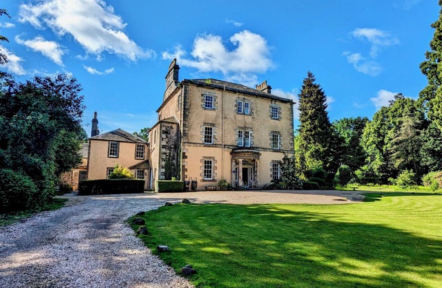 Scottish Estate dating back to 1746, charming 6 person cottage with hot tub