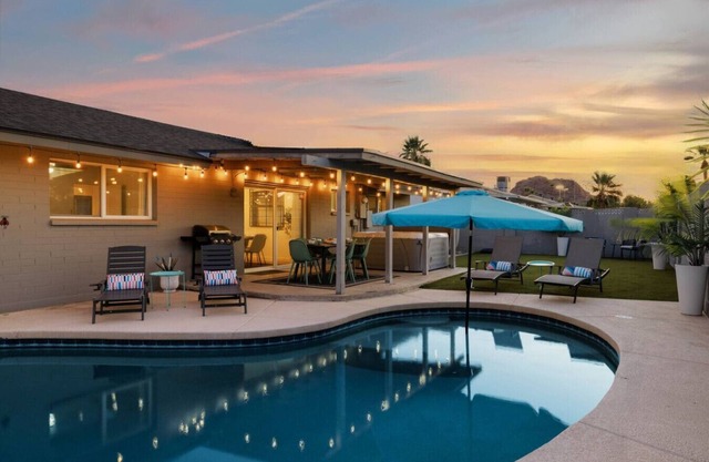 Scottsdale Social – Stylish 3BR w/Pool & Hot Tub