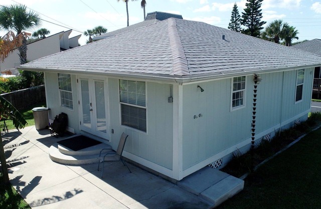 SCV 45: 2 BR 1 Bath Cottage, Updated With a True Open, Bright and Airy Feel