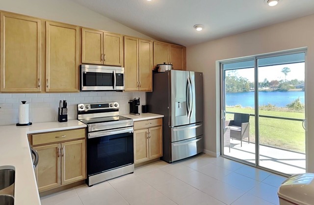 Sea Breeze Lake Villa Unit B