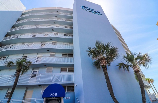 Sea Esta ocean front condo with spectacular views!