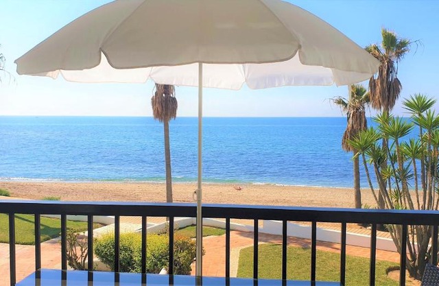 Sea Front Beach house Micaela G