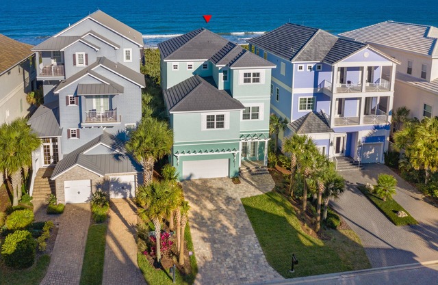 Sea Glass – Oceanfront Home with Private Pool in Cinnamon Beach!