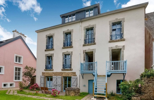 Sea View Apartment in Le Pouldu