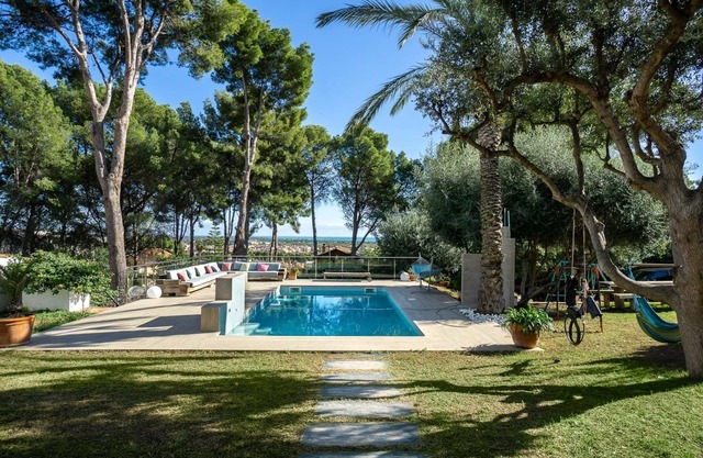 Sea view chill-out heaven 20 min from Barcelona