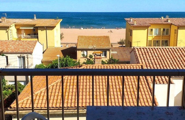 SEA VIEW - near beach and lively center 4 pers. Acrobranche, Karting OFFERED