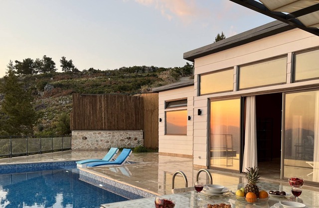 Sea View Villa with Pool in Kas - AWZ 119