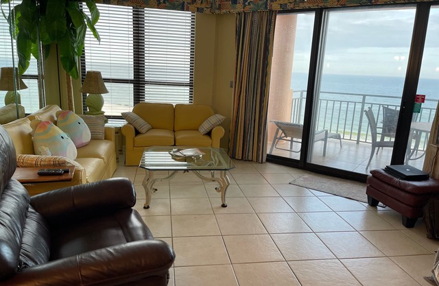 SeaChase 602 East-panoramic view of the beach