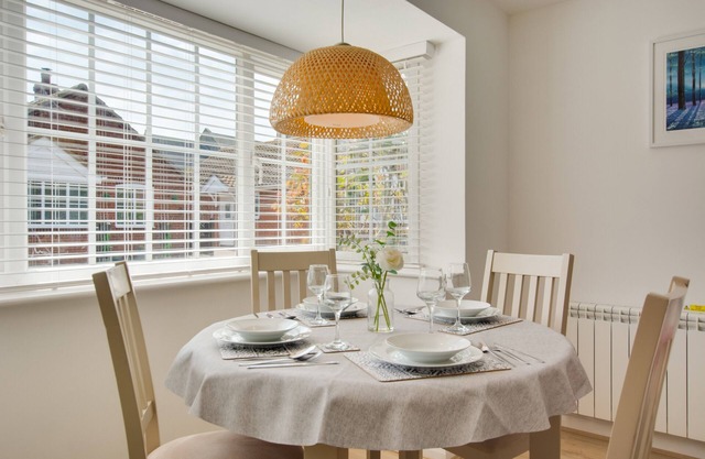 Seahorses - Two Bedroom House, Sleeps 3