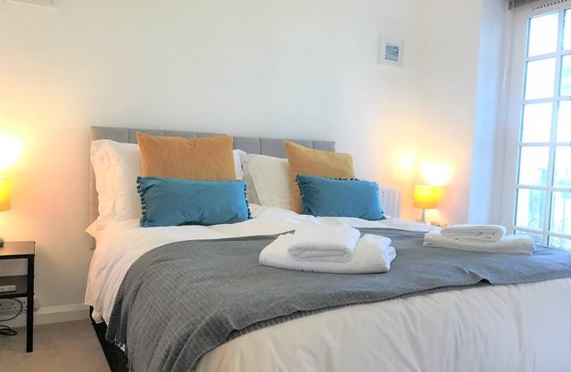 Seaside Cottage with Parking in Central Worthing