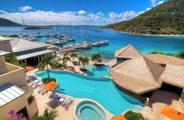 Seaside Escape for Kayaking, Diving and Reef Exploration Adventures | 2 Units
