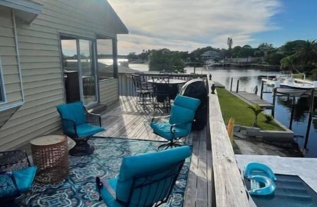 “Seaside Gem” 3 Bdrm 2 Bath Pool Home 4.9 STARS!