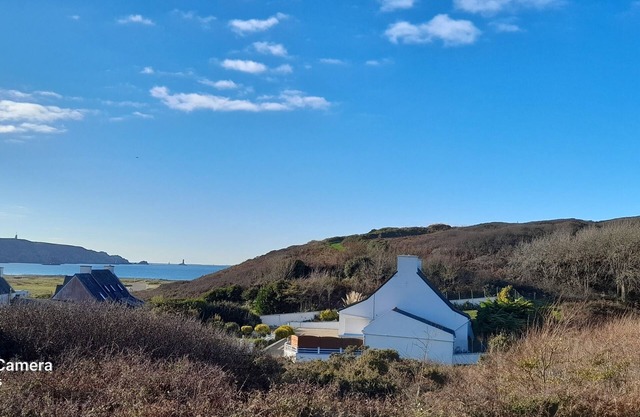 Seaside house 2 min walk, quiet