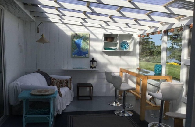 Seaside retreat 30 minutes from downtown Halifax