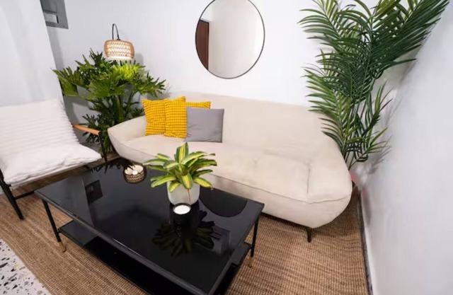 Seaside Retreat: 2BR Getaway