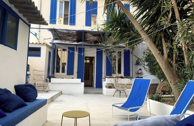 Seaside villa in malmousque