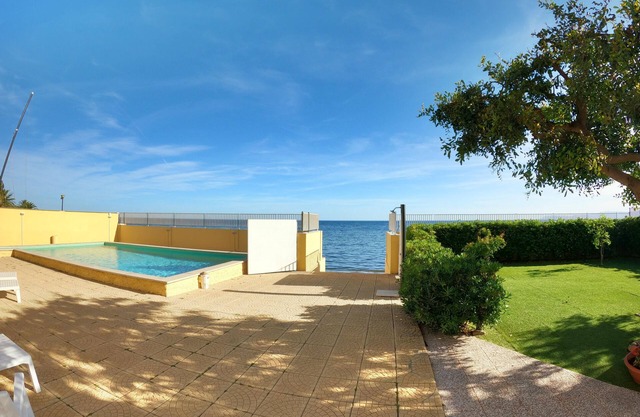 Seaside villa with private pool and waterslide